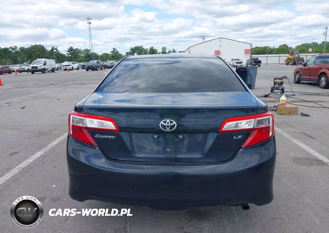 2014 Toyota Camry Le VIN:4T1BF1FK3EU413547 - 16