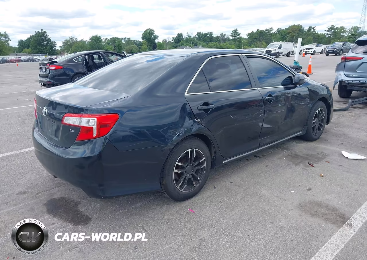 2014 Toyota Camry Le VIN:4T1BF1FK3EU413547 - 4