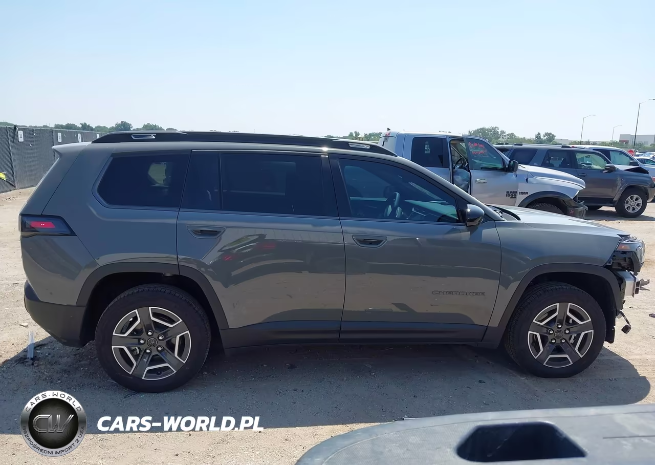 2026 Jeep Cherokee Laredo 4X4 VIN:3C4PJMB27TT227369 - 13