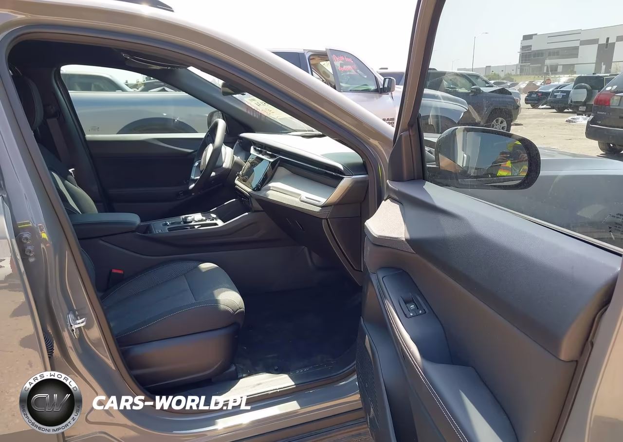 2026 Jeep Cherokee Laredo 4X4 VIN:3C4PJMB27TT227369 - 5