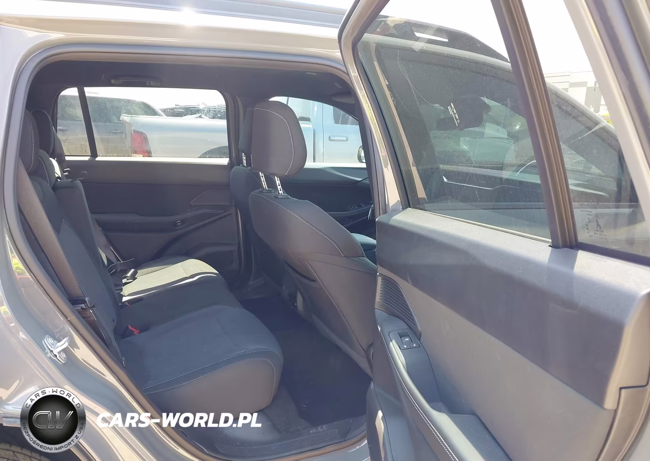 2026 Jeep Cherokee Laredo 4X4 VIN:3C4PJMB27TT227369 - 8