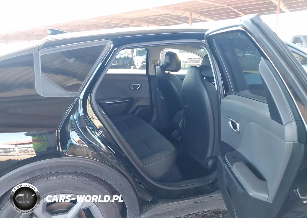 2025 Kia K4 Lxs VIN:3KPFT4DE0SE141949 - 8