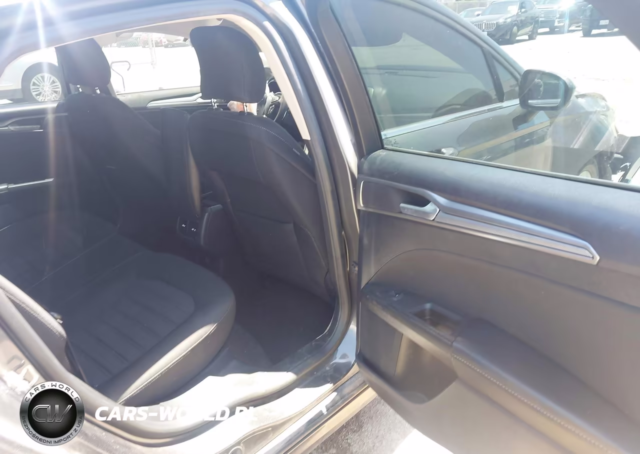 2019 Ford Fusion Se VIN:3FA6P0HD1KR280601 - 8