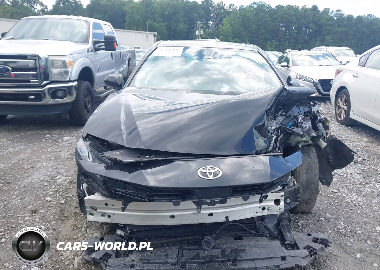 2025 Toyota Camry Le VIN:4T1DAACK4SU123258 - 12