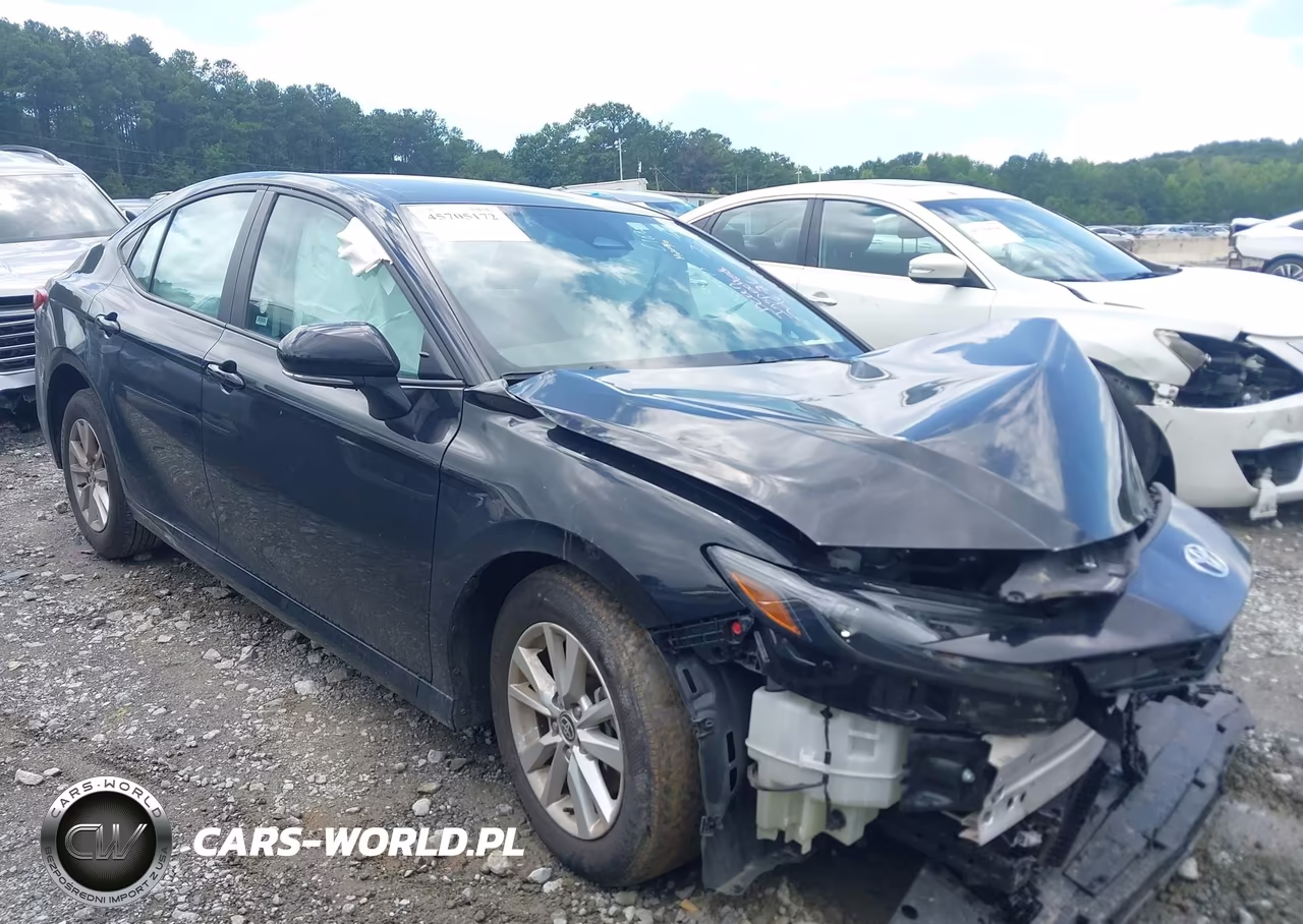 2025 Toyota Camry Le VIN:4T1DAACK4SU123258 - 13