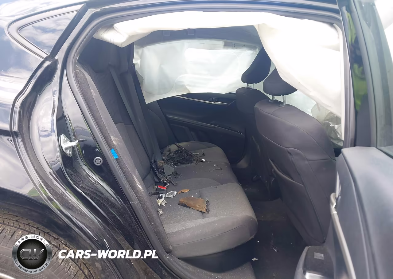 2025 Toyota Camry Le VIN:4T1DAACK4SU123258 - 8