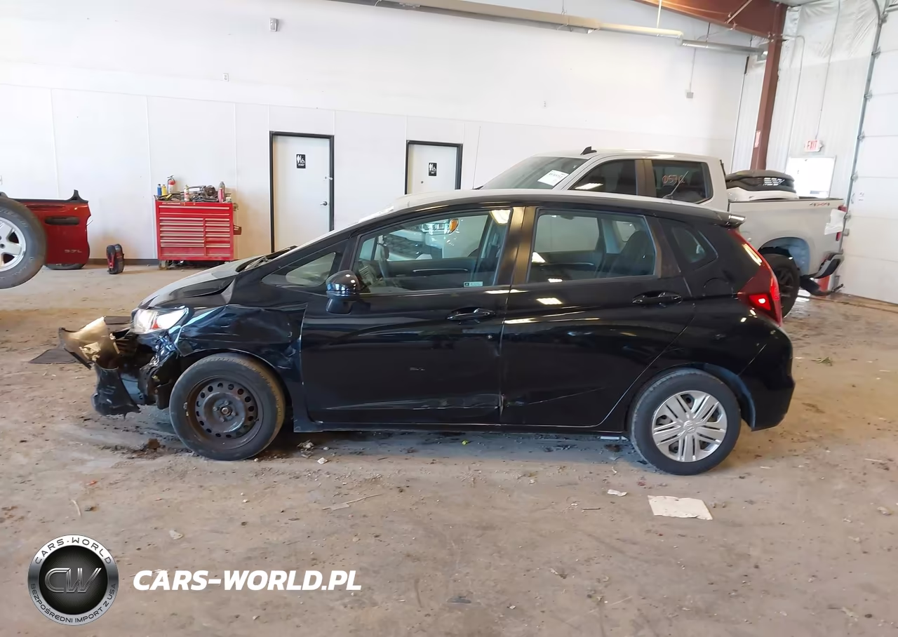 2019 Honda Fit Lx VIN:3HGGK5H45KM737872 - 14