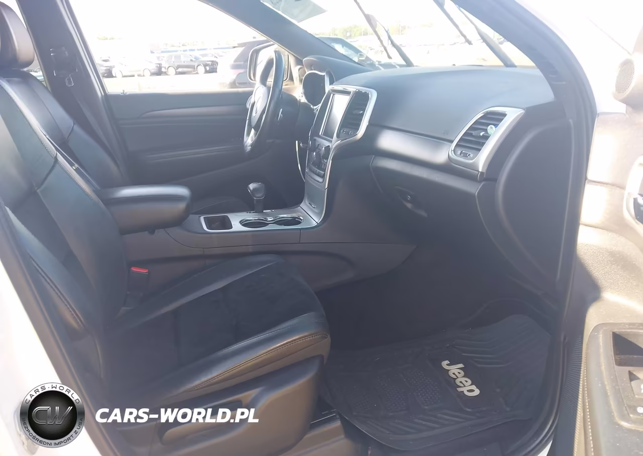 2015 Jeep Grand Cherokee Altitude VIN:1C4RJFAG8FC941318 - 5