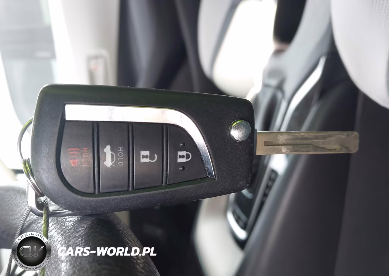 2024 Toyota Corolla Hybrid Le VIN:JTDBCMFE2R3043230 - 11