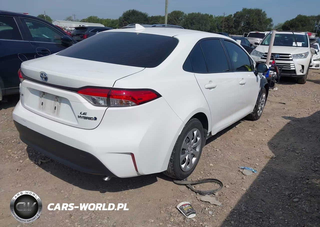 2024 Toyota Corolla Hybrid Le VIN:JTDBCMFE2R3043230 - 4