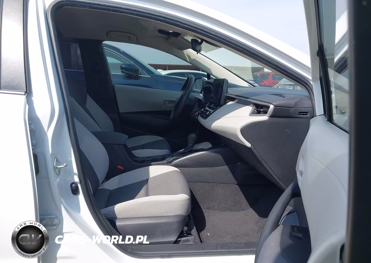 2024 Toyota Corolla Hybrid Le VIN:JTDBCMFE2R3043230 - 5