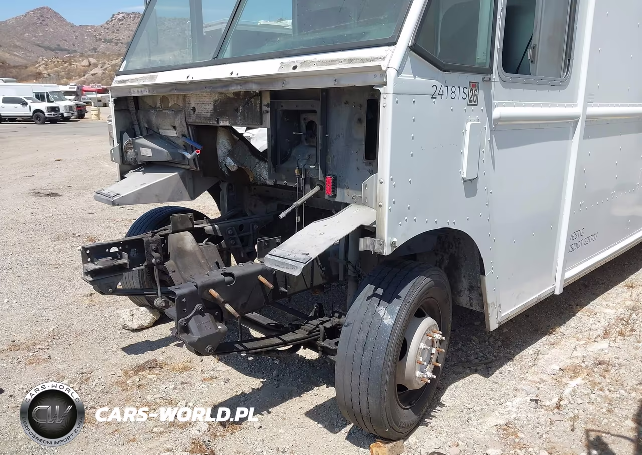 2014 Ford F-59 Commercial Stripped VIN:1F66F5KYXE0A07587 - 12