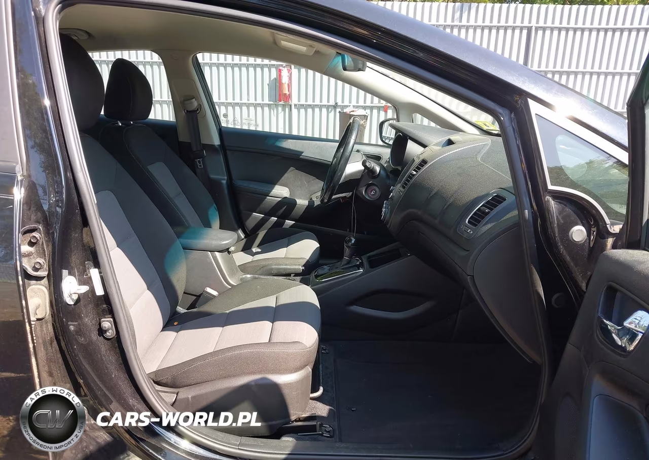 2017 Kia Forte S VIN:3KPFL4A73HE101296 - 5