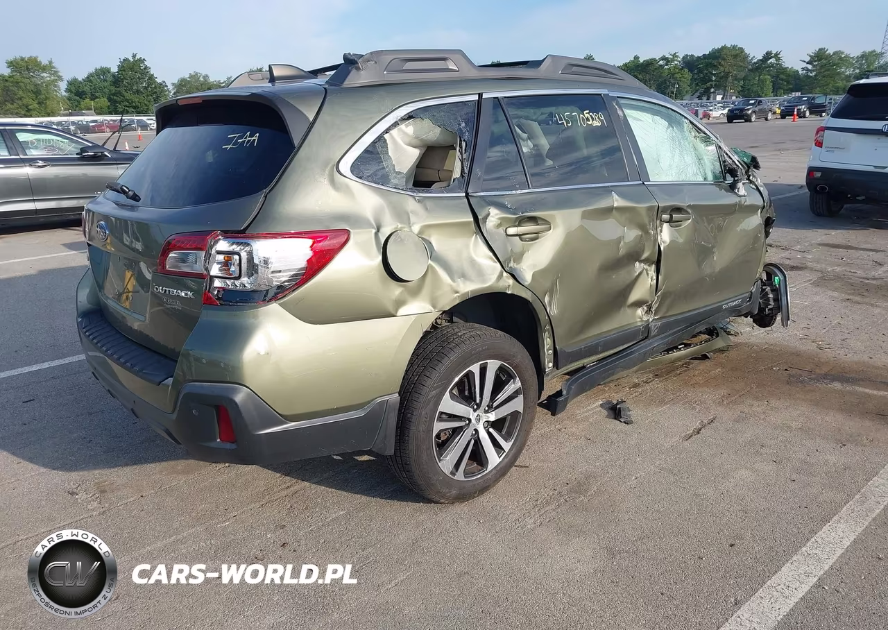 2018 Subaru Outback 2.5I Limited VIN:4S4BSANC4J3387921 - 4