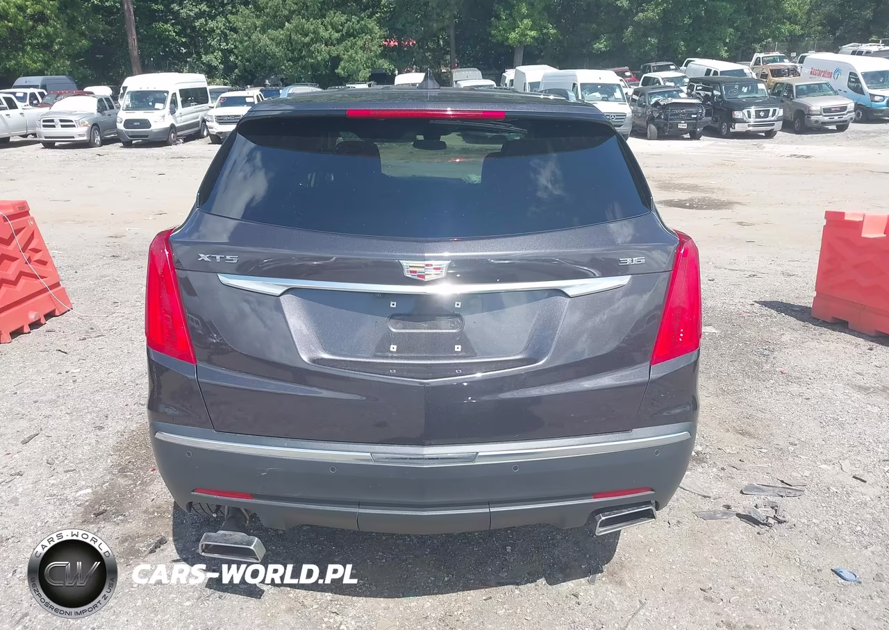 2018 Cadillac Xt5 Luxury VIN:1GYKNCRS8JZ212555 - 16
