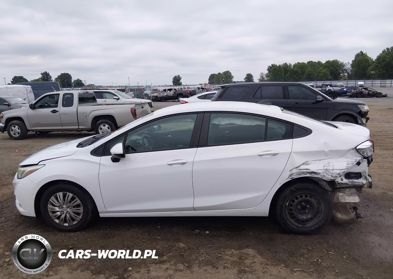 2018 Chevrolet Cruze Ls Auto VIN:1G1BC5SM7J7129433 - 15