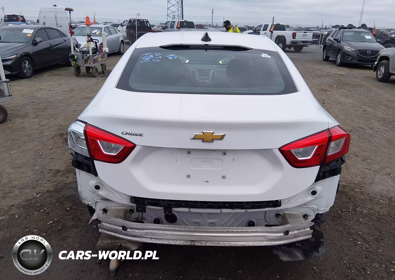 2018 Chevrolet Cruze Ls Auto VIN:1G1BC5SM7J7129433 - 17