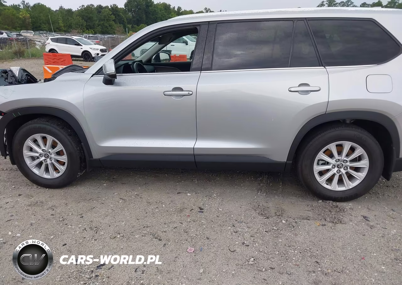 2024 Toyota Grand Highlander Xle VIN:5TDAAAB59RS010133 - 14