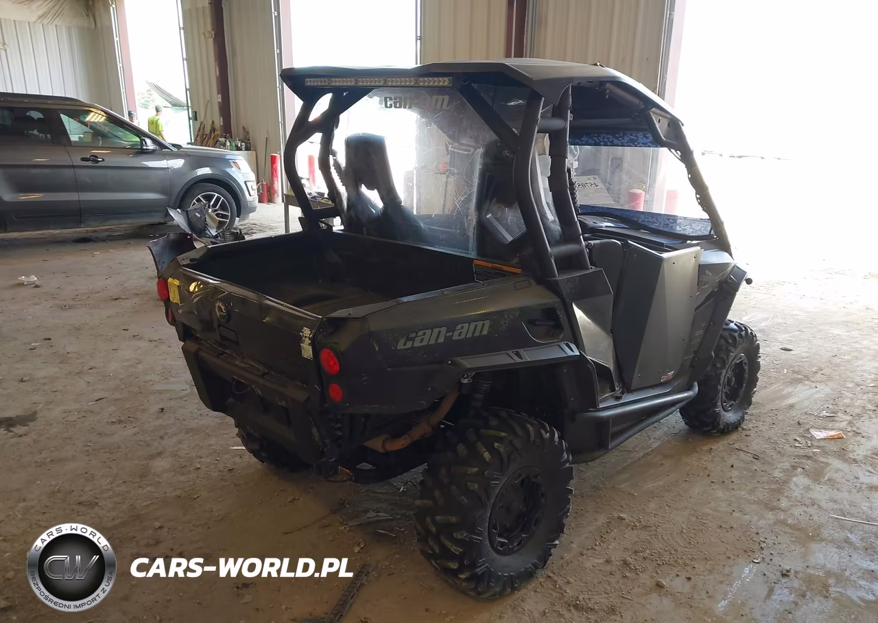 2013 Can-Am Commander 1000 X VIN:3JBKXUP15DJ000058 - 4