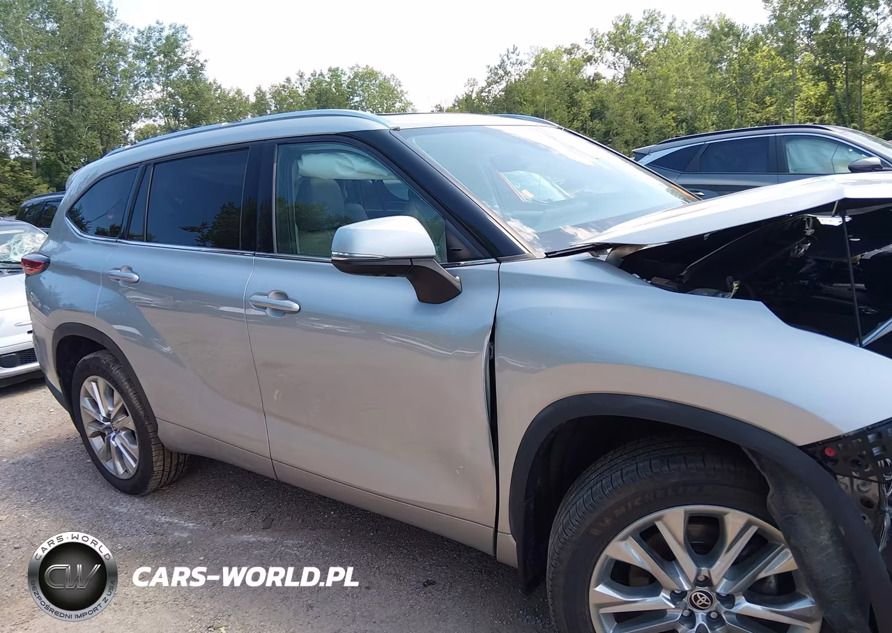 2020 Toyota Highlander Limited VIN:5TDDZRBH3LS015267 - 13