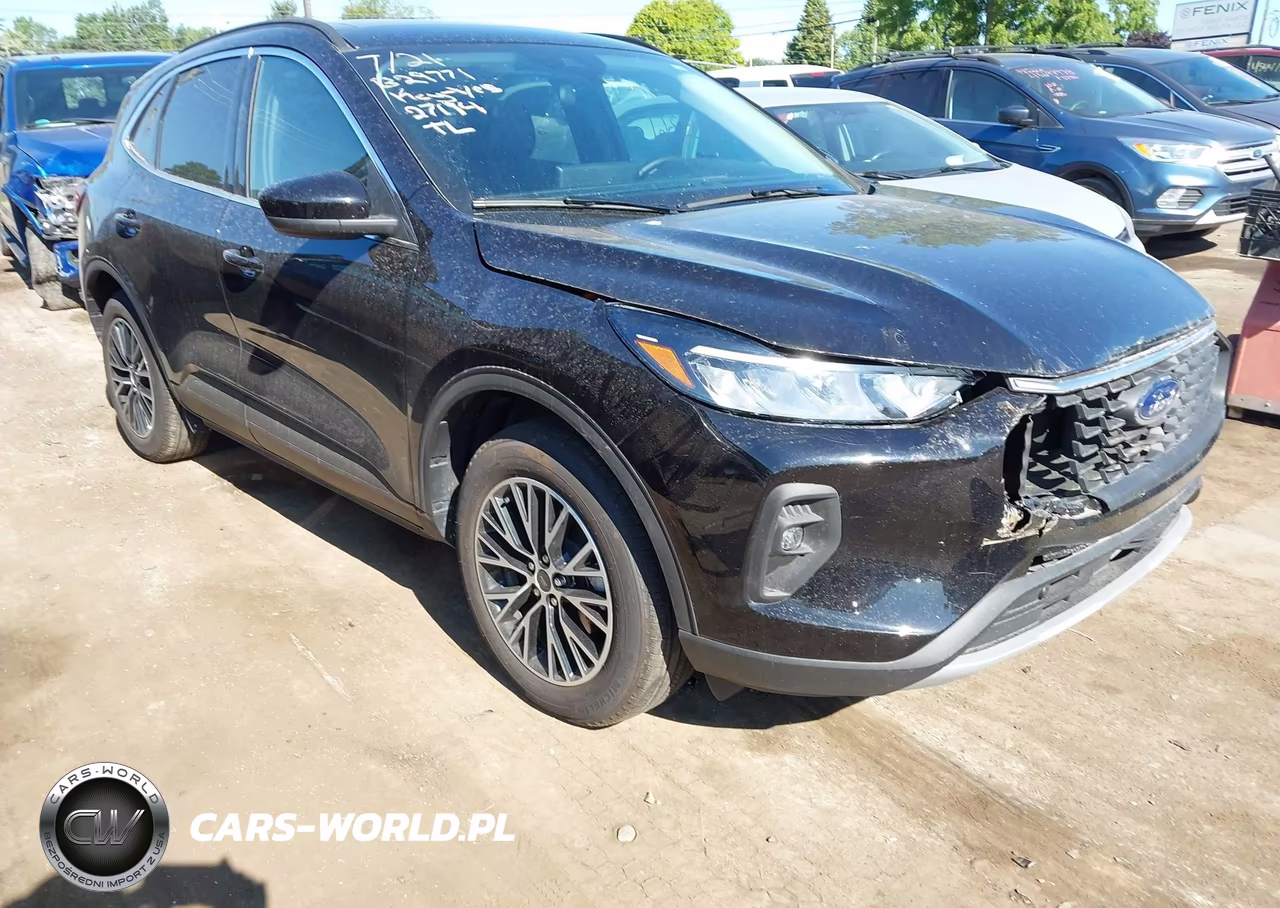 2025 Ford Escape Phev