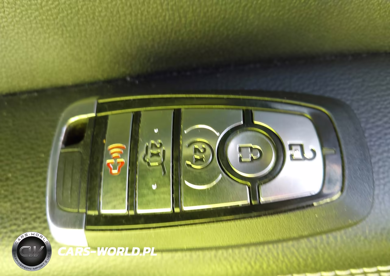 2025 Ford Escape Phev VIN:1FMCU0E10SUB29771 - 11