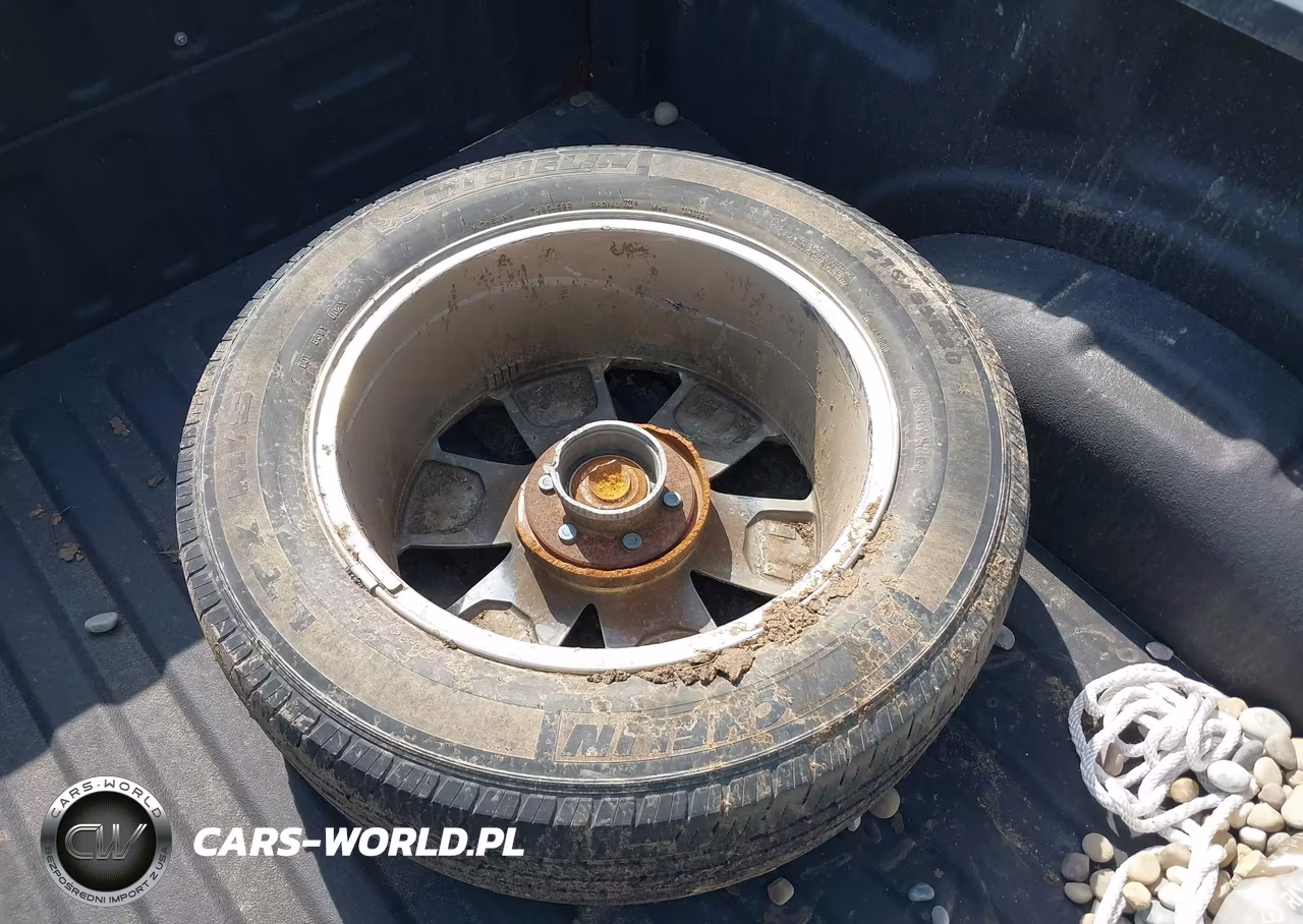 2018 Ford F-150 Xlt VIN:1FTEW1CP3JKF27572 - 12