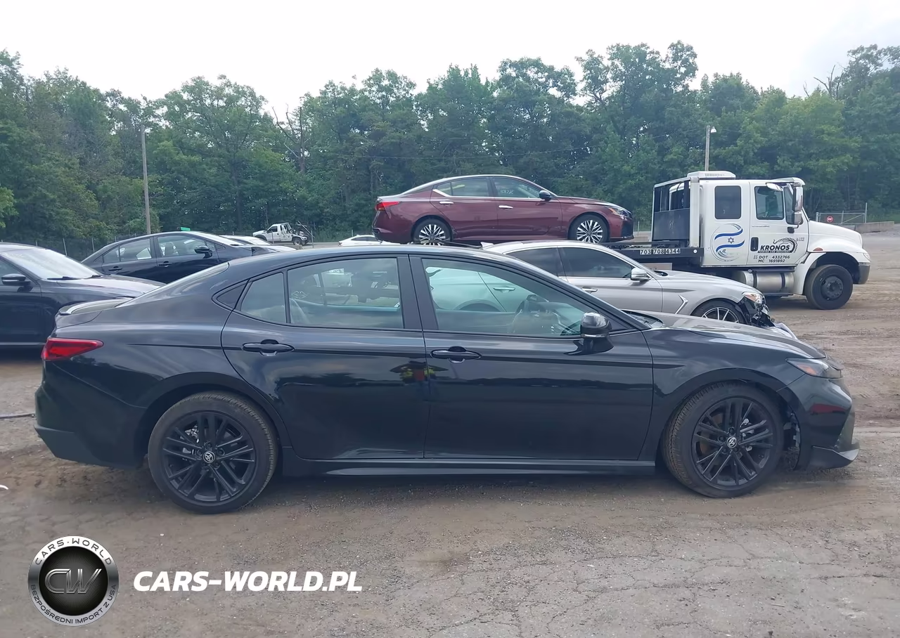 2026 Toyota Camry Se VIN:4T1DAACK2TU254769 - 13
