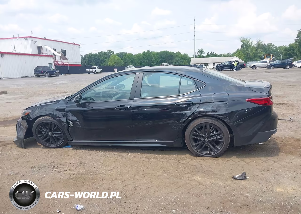 2026 Toyota Camry Se VIN:4T1DAACK2TU254769 - 14