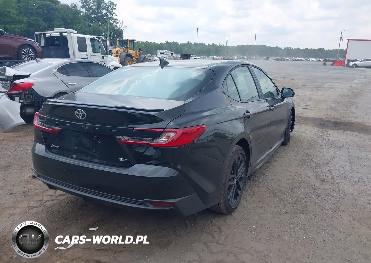 2026 Toyota Camry Se VIN:4T1DAACK2TU254769 - 4