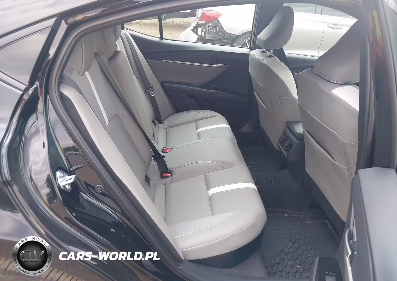2026 Toyota Camry Se VIN:4T1DAACK2TU254769 - 8