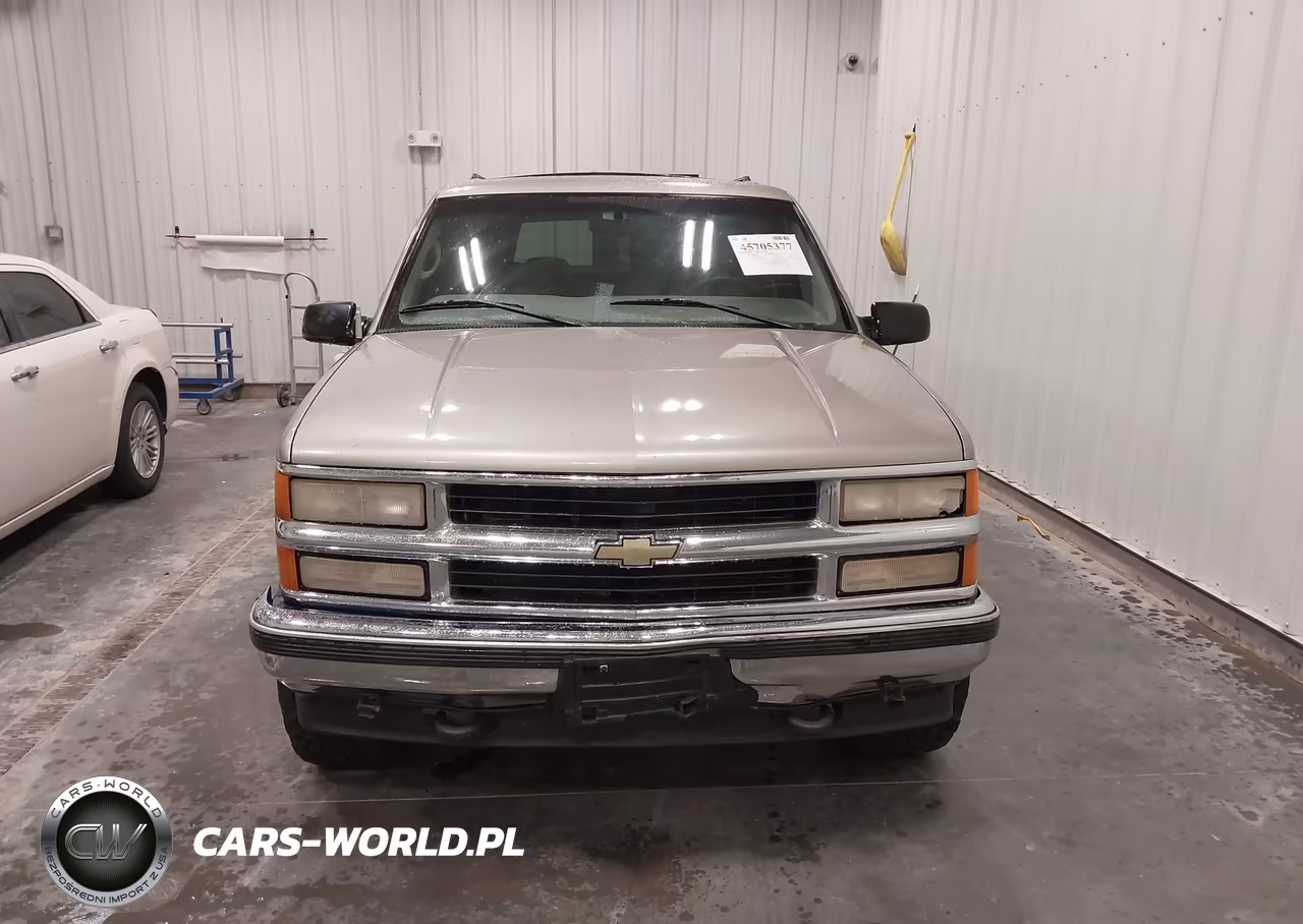 1998 Chevrolet Suburban 1500 VIN:1GNFK16R2WJ320995 - 12