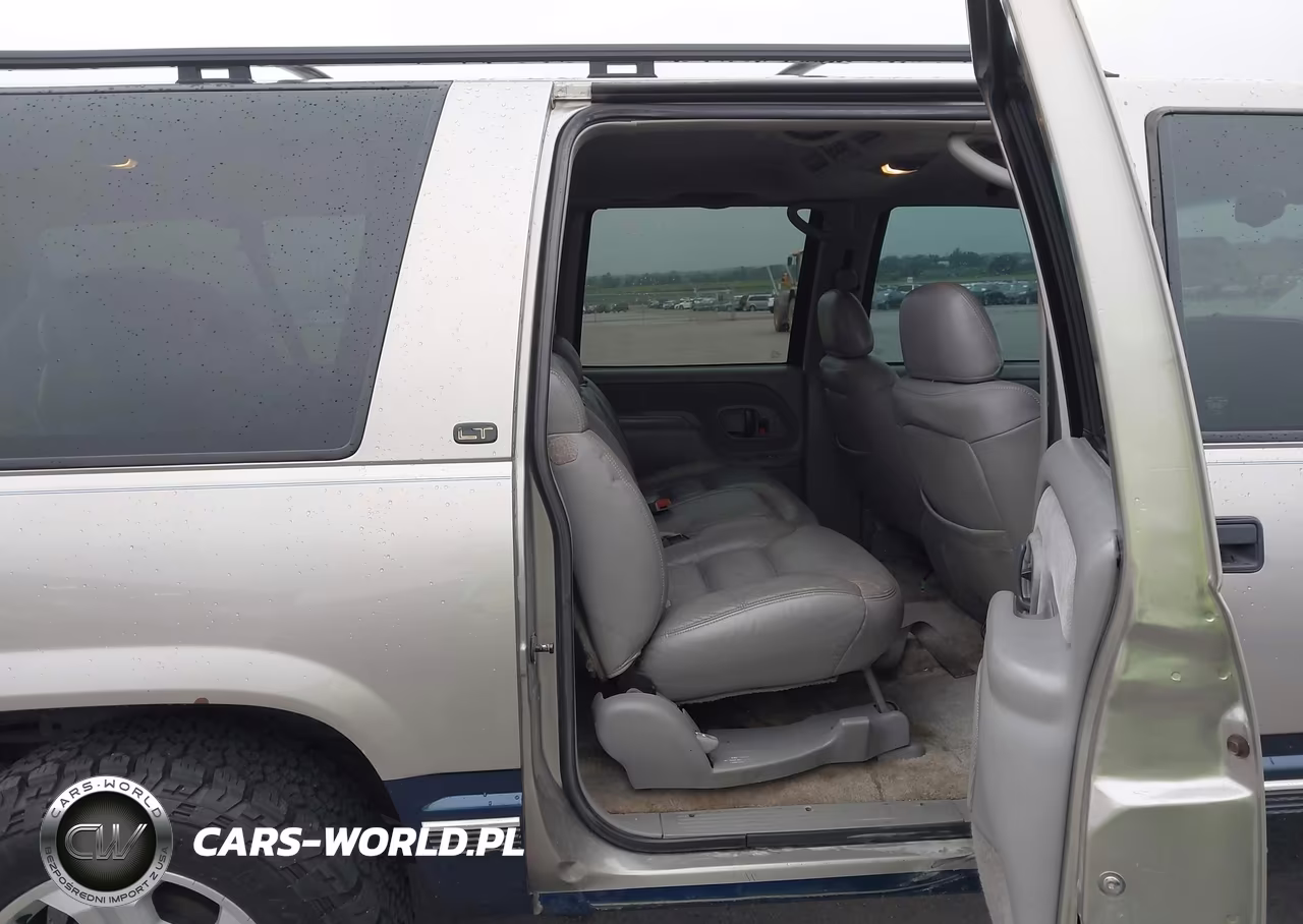 1998 Chevrolet Suburban 1500 VIN:1GNFK16R2WJ320995 - 8
