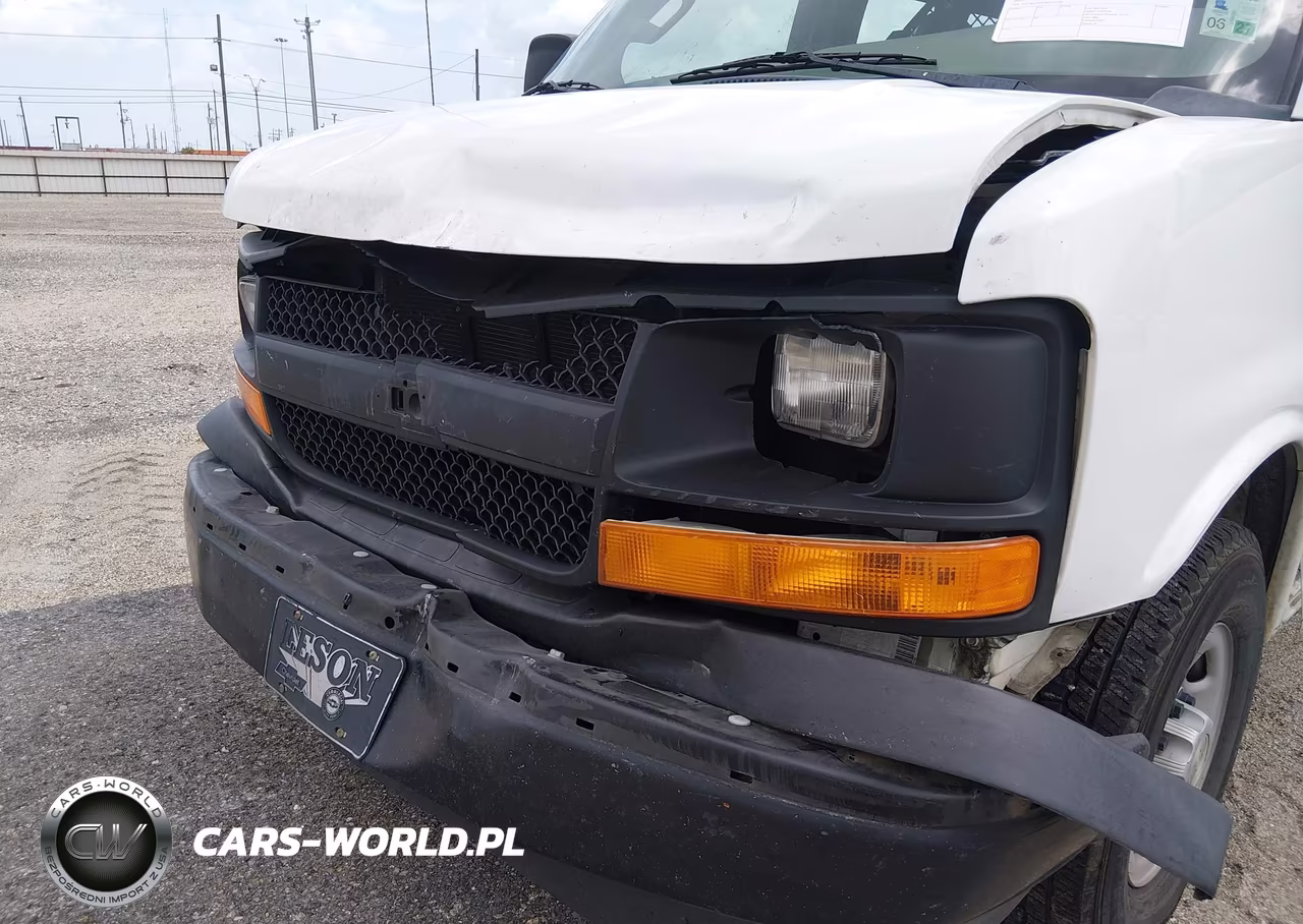 2017 Chevrolet Express 2500 Work Van VIN:1GCWGAFF2H1111436 - 6