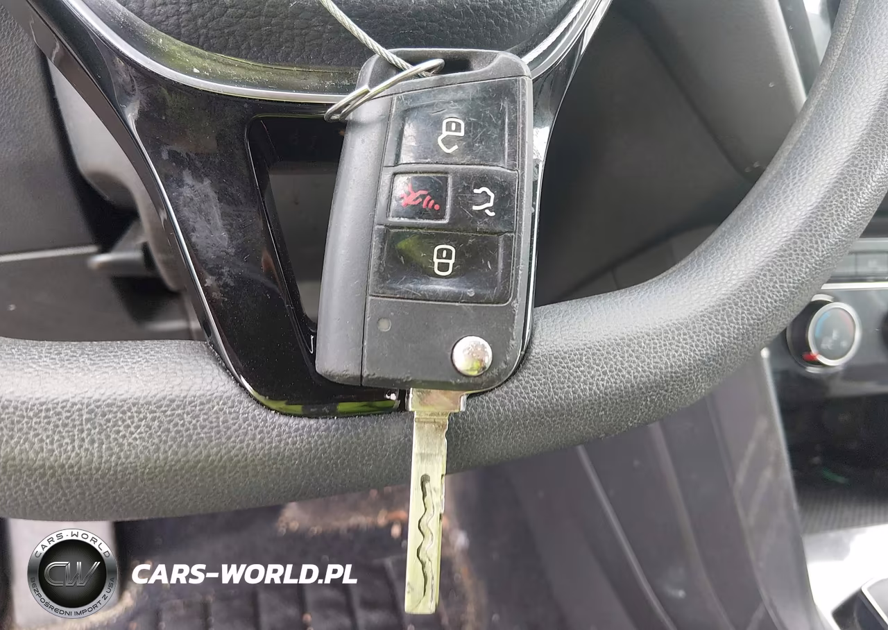 2018 Volkswagen Tiguan 2.0T S VIN:3VV1B7AX6JM081346 - 11