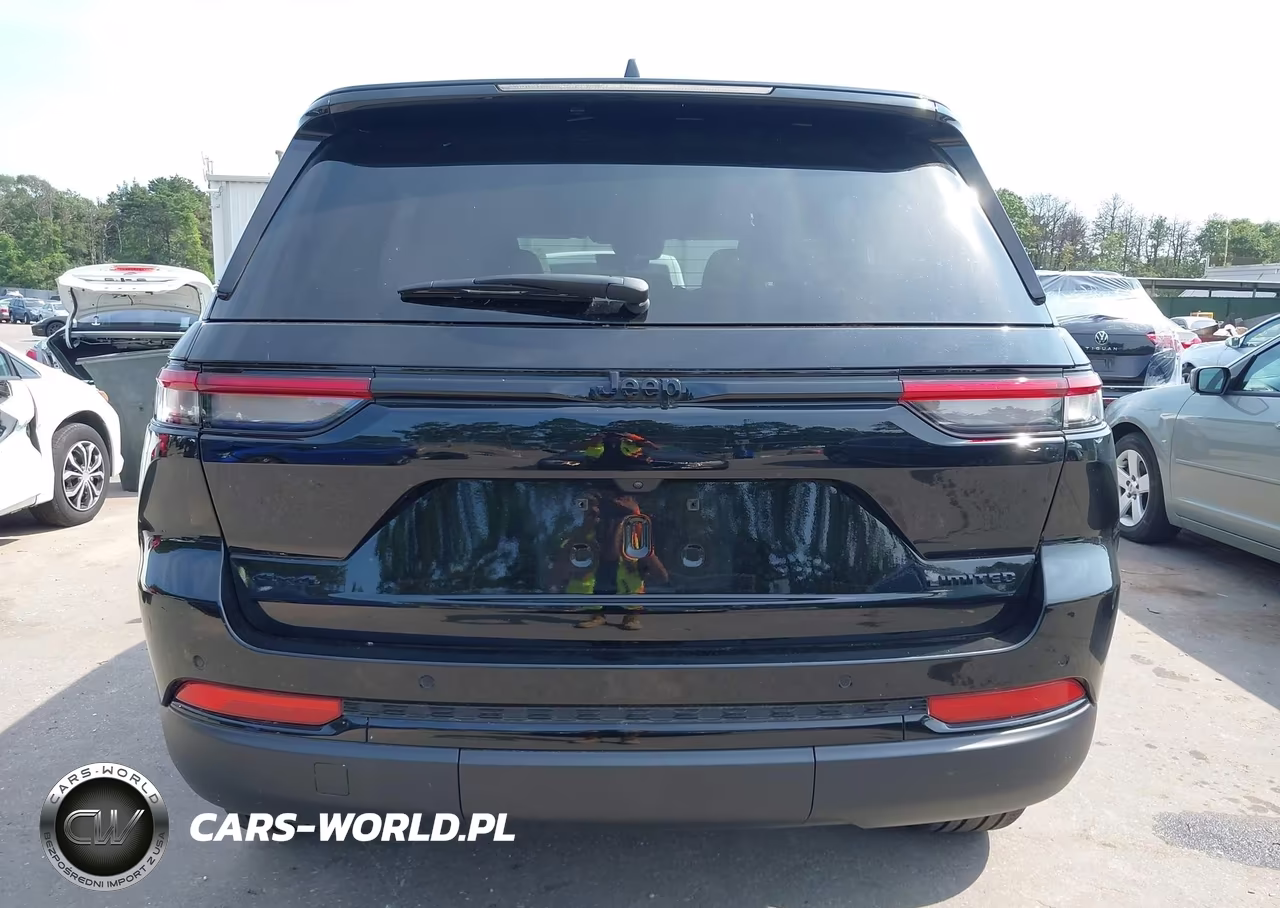 2025 Jeep Grand Cherokee Limited 4X4 VIN:1C4RJHBG1SC269719 - 16