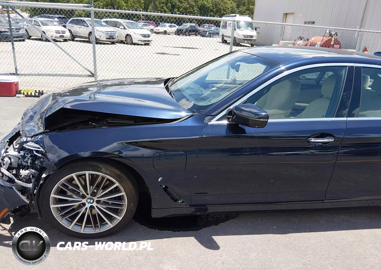 2018 BMW 530E Iperformance VIN:WBAJA9C58JB249114 - 14