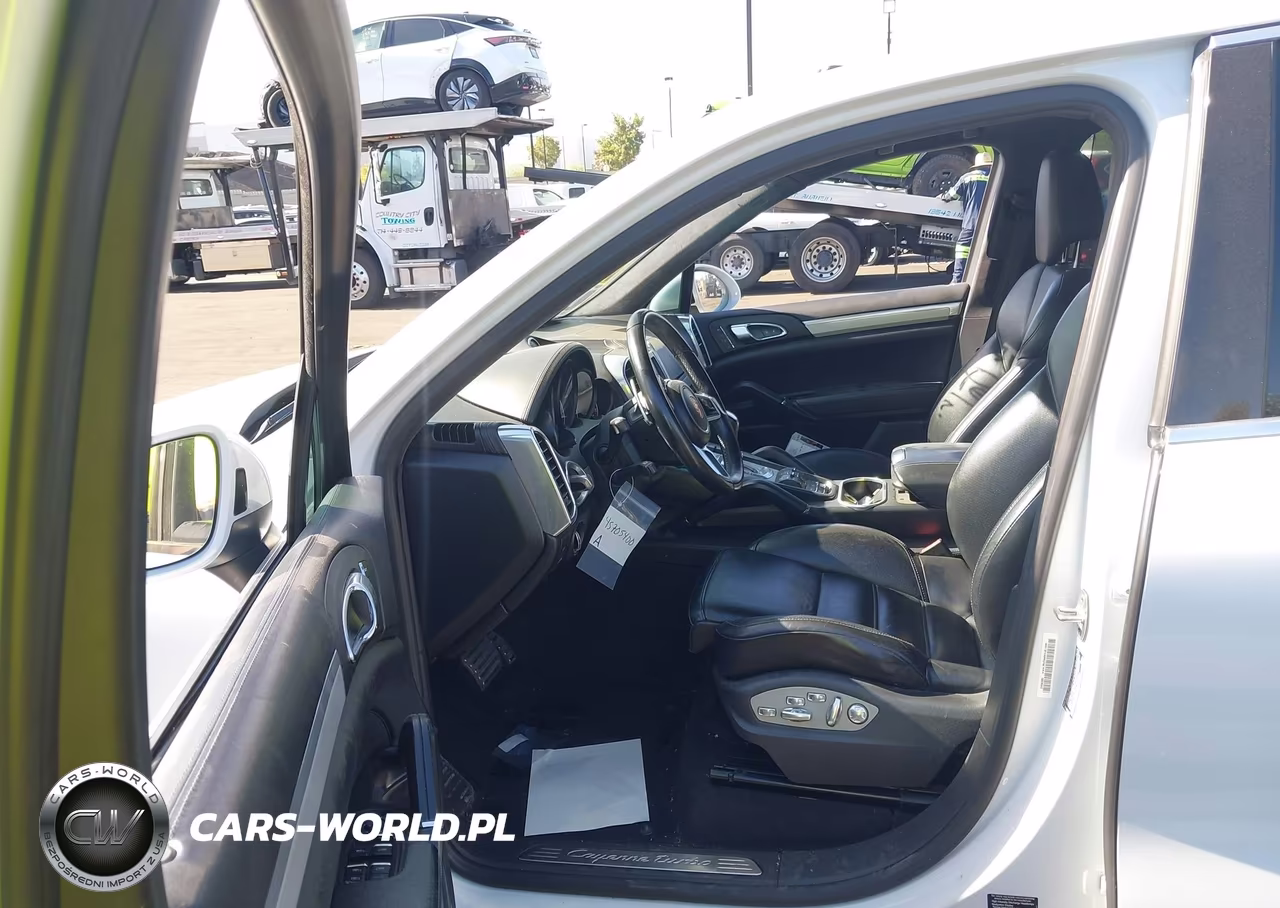 2015 Porsche Cayenne Turbo VIN:WP1AC2A24FLA80531 - 5