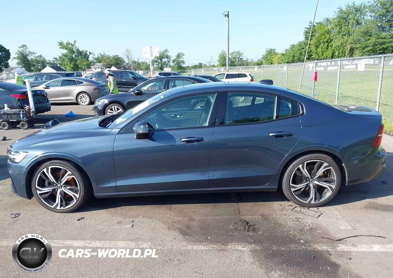 2024 Volvo S60 B5 Core Dark Theme VIN:7JRL12FK7RG322588 - 15