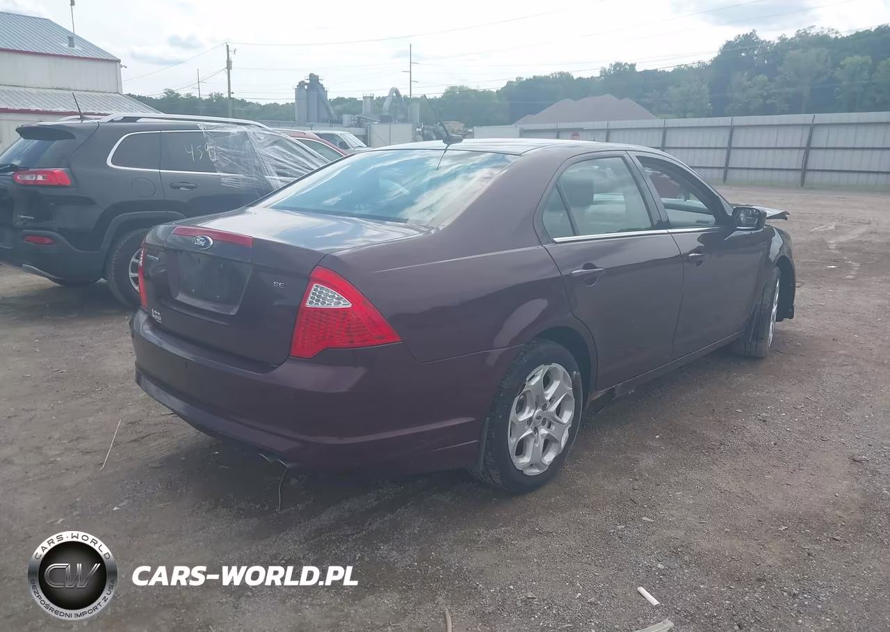 2011 Ford Fusion Se VIN:3FAHP0HA6BR296355 - 4