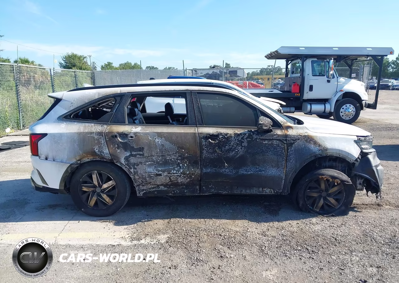 2021 Kia Sorento S VIN:5XYRL4LC0MG045905 - 13