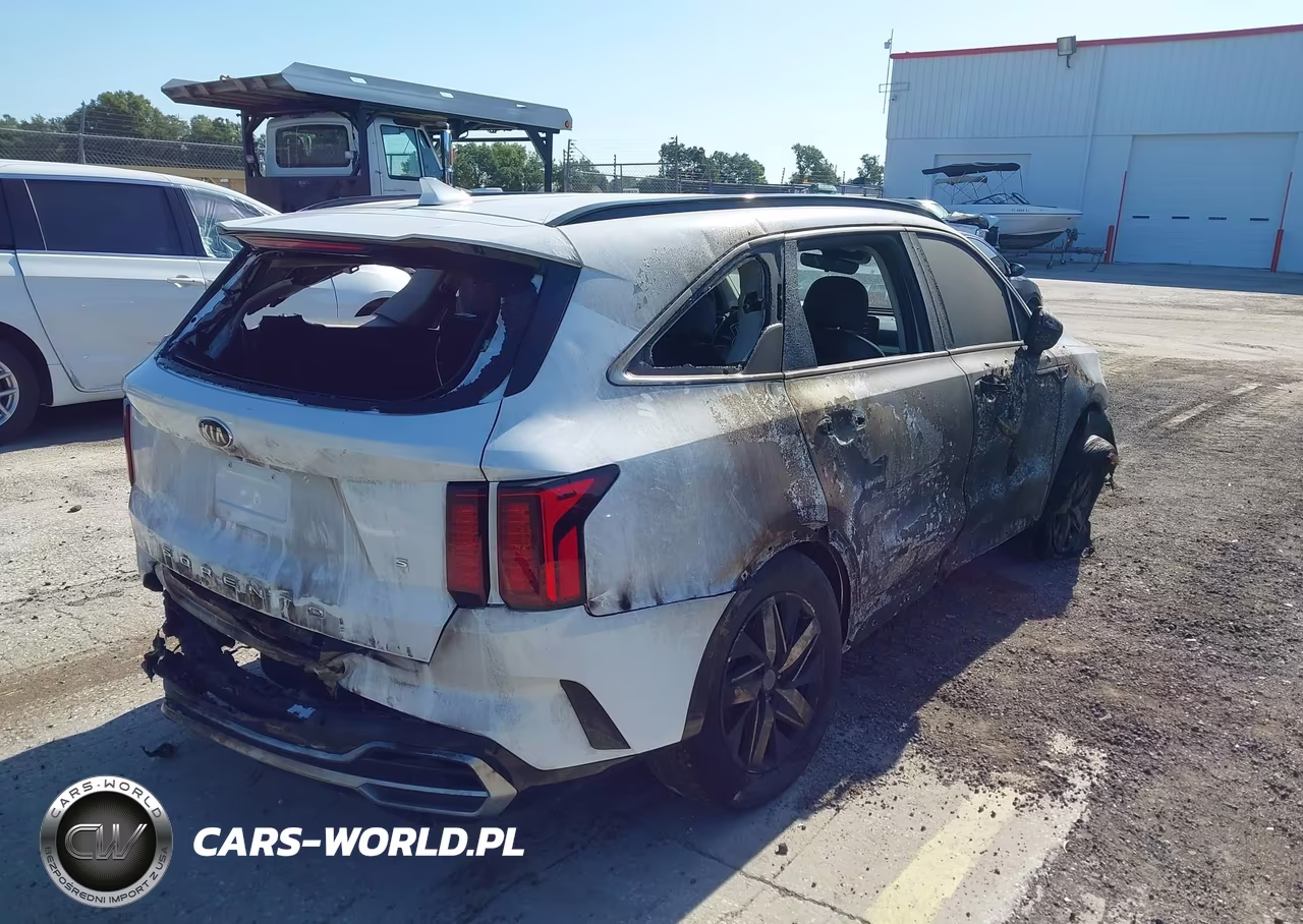 2021 Kia Sorento S VIN:5XYRL4LC0MG045905 - 4