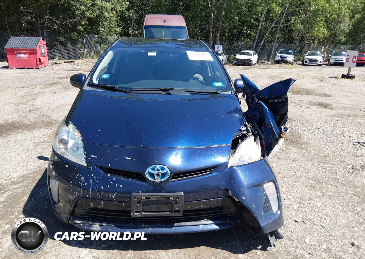 2015 Toyota Prius Two VIN:JTDKN3DU2F1872983 - 12