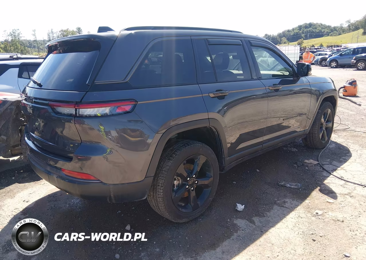 2026 Jeep Grand Cherokee Limited 4X4 VIN:1C4RJHBR5TC195093 - 4