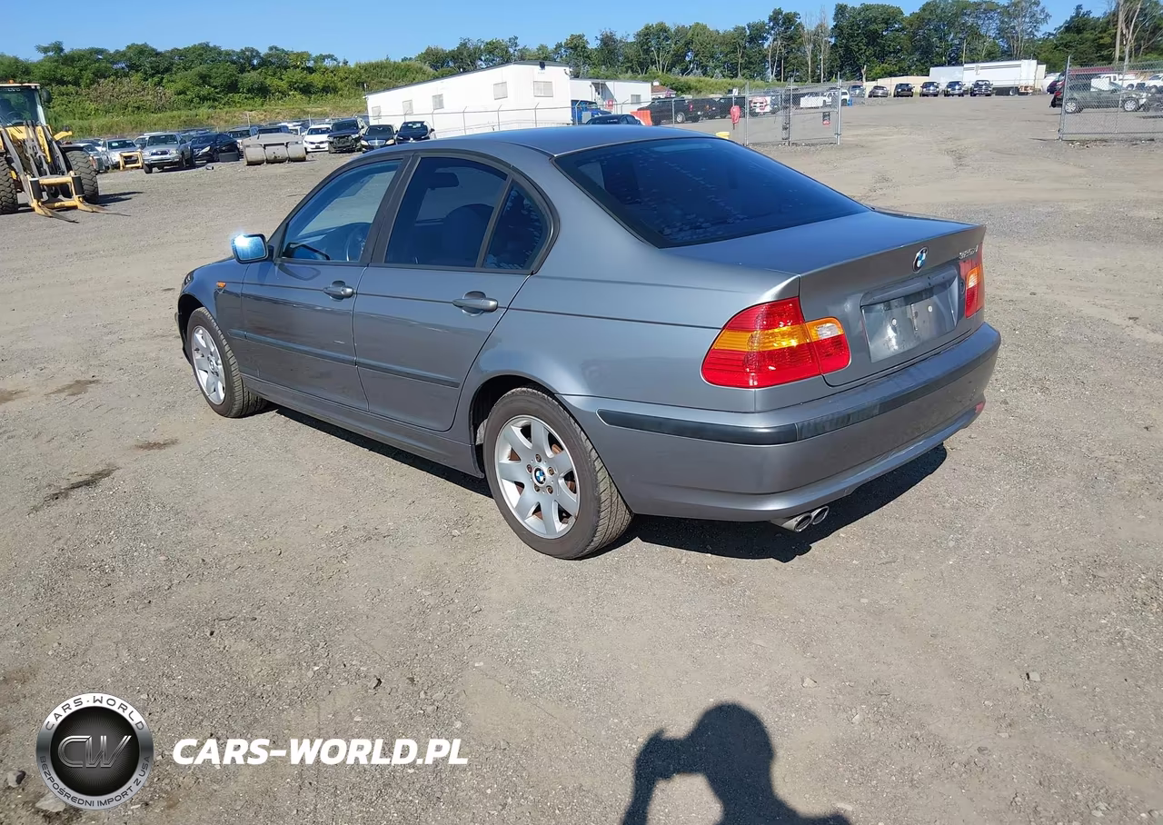 2004 BMW 325Xi VIN:WBAEU33414PR11569 - 3