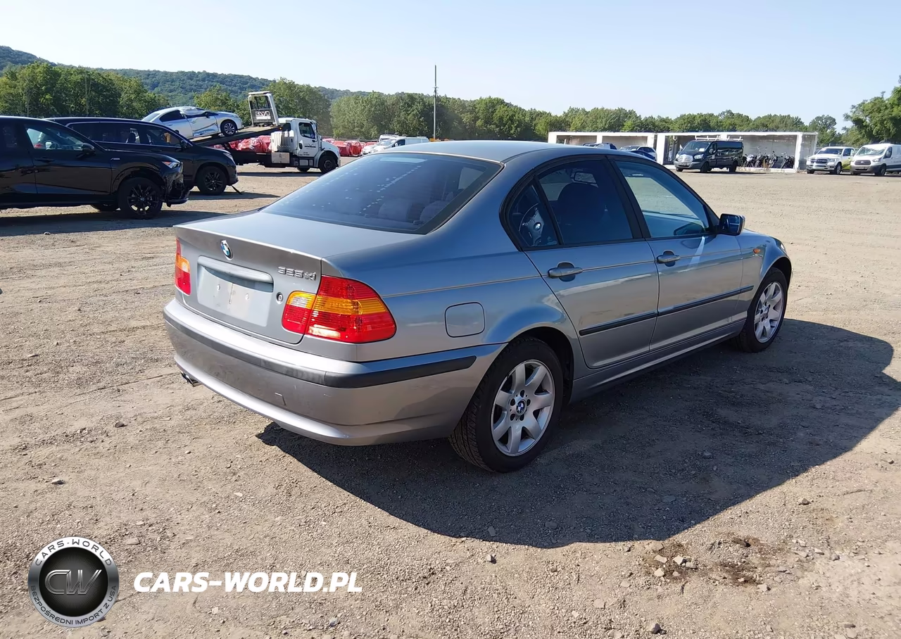 2004 BMW 325Xi VIN:WBAEU33414PR11569 - 4