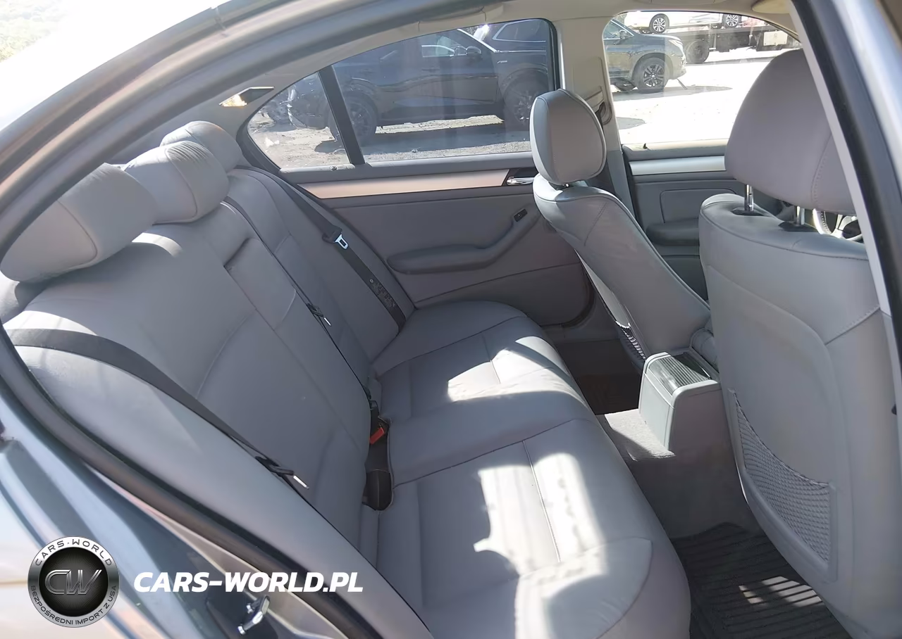2004 BMW 325Xi VIN:WBAEU33414PR11569 - 8