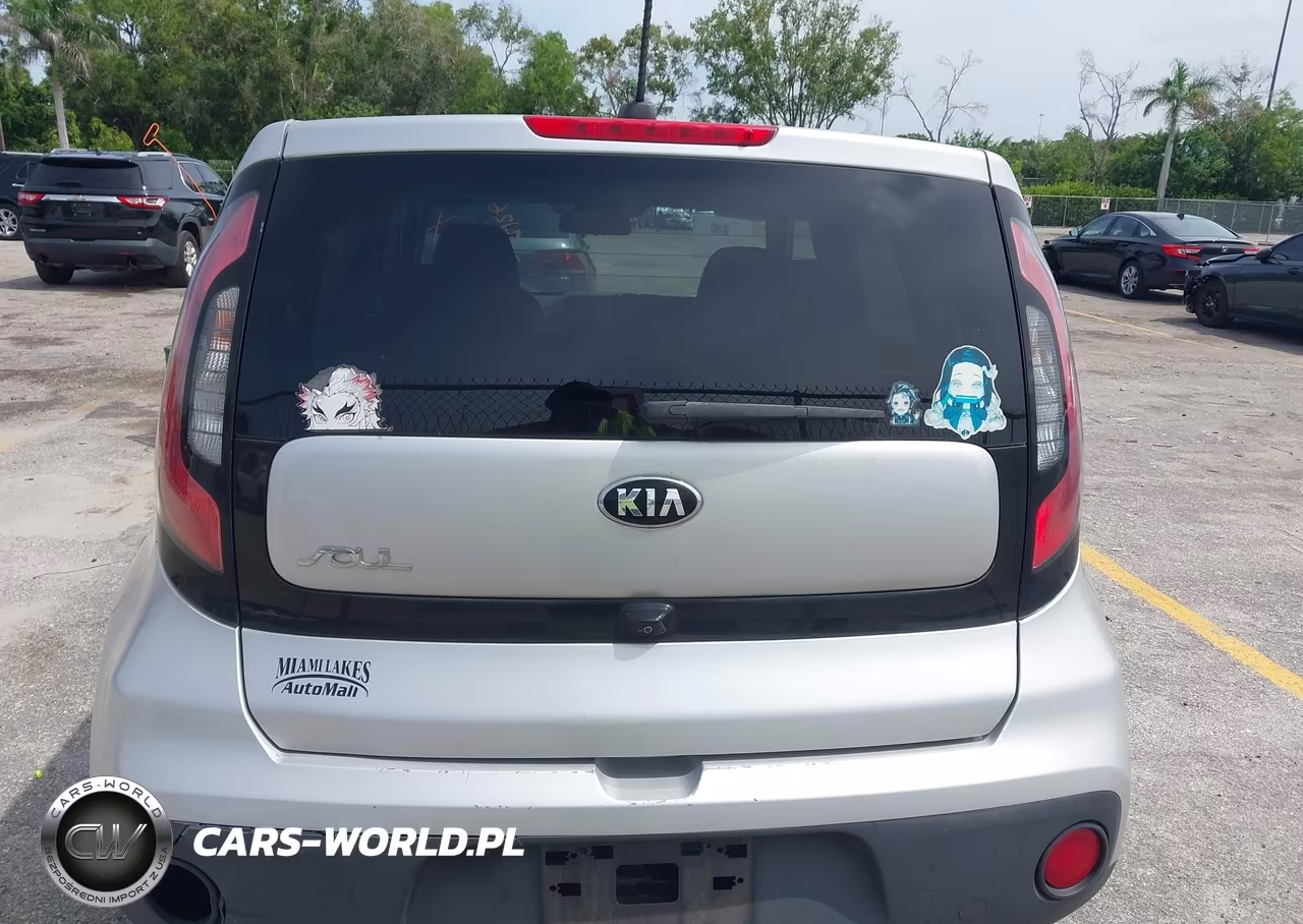2019 Kia Soul VIN:KNDJN2A29K7642938 - 17