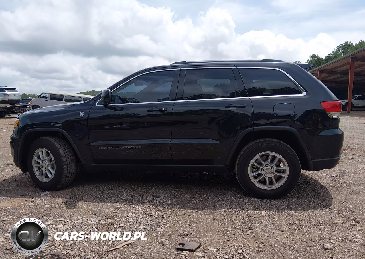 2019 Jeep Grand Cherokee Laredo E 4X4 VIN:1C4RJFAG5KC748649 - 14
