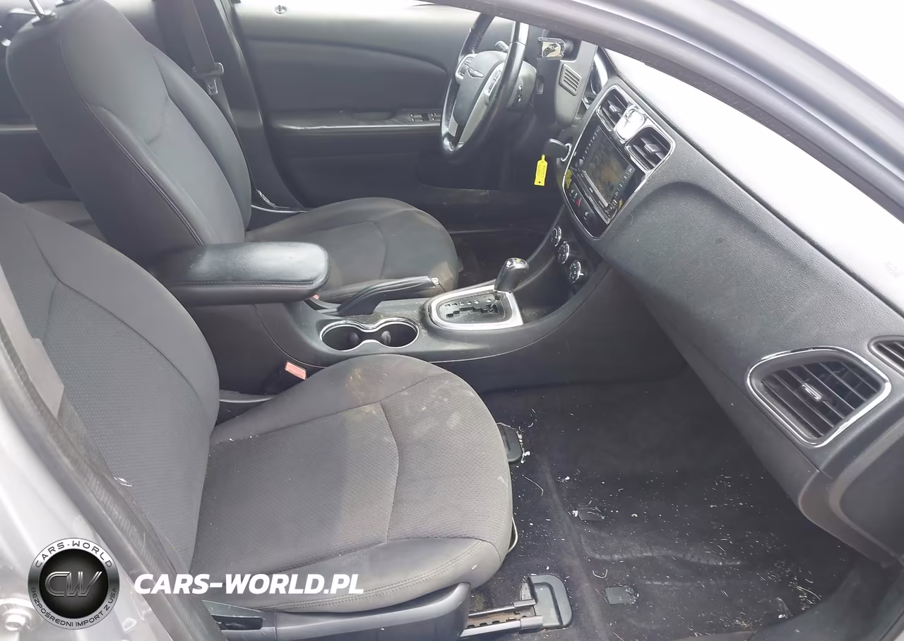 2014 Chrysler 200 Touring VIN:1C3CCBBB0EN198110 - 5